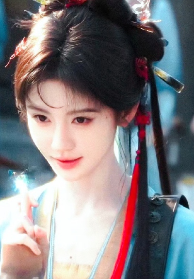 鞠婧祎