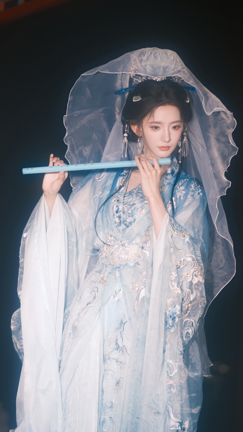 张婉莹
