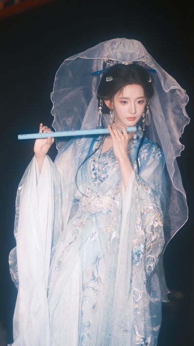 张婉莹