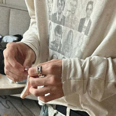 男头｜情绪稳定·装的