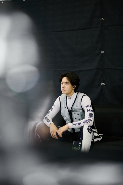 YIBO-OFFICIAL：
#85RACING# 
「比赛日 DAY 2」
赛道局势瞬息万变，多车缠斗连续超越，积攒经验，修整蓄力，下个赛场见！@王一博·YIBO ​​​