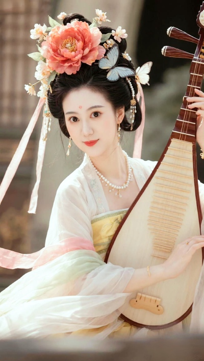 静思伊久阻归期，久阻归期忆别离；忆别离时闻漏转，时闻漏转静思伊。