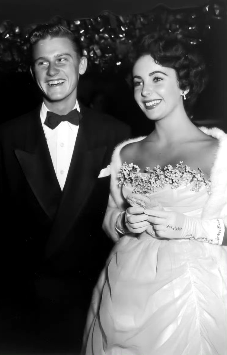 Elizabeth Taylor ​​​