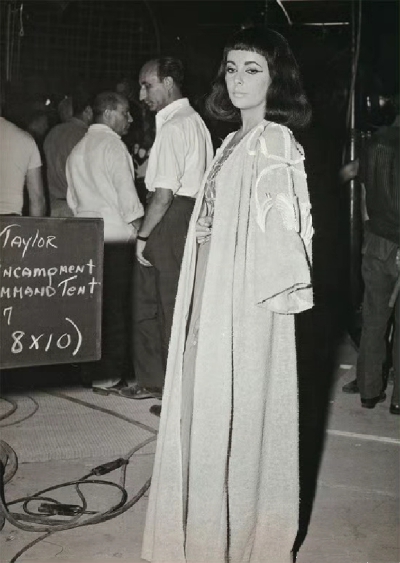 Elizabeth Taylor ​​​
