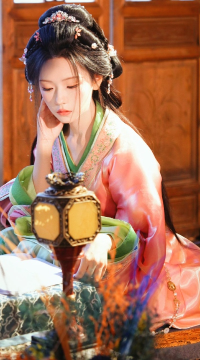 王云云