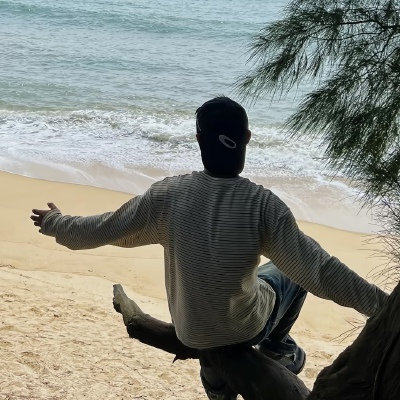 男头｜人总痴迷于一些短暂的瞬间