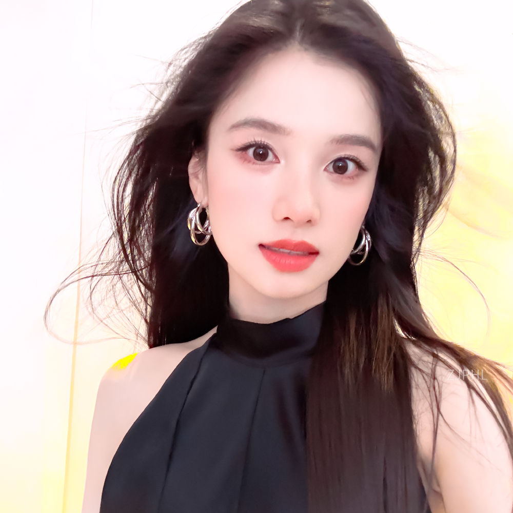 张婧仪