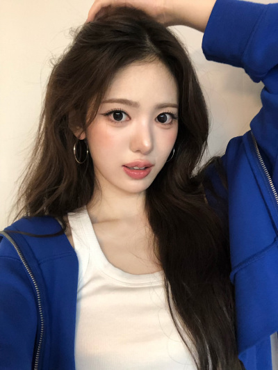 kiiikiii Sui李守彬