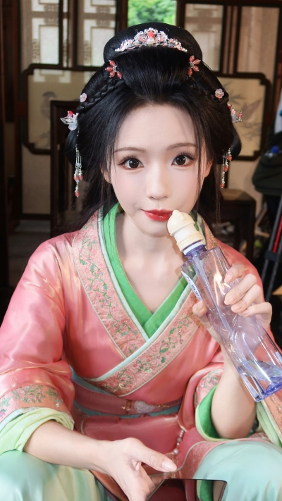 王云云