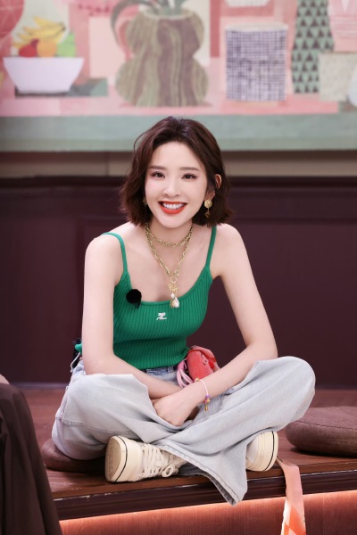 唐艺昕