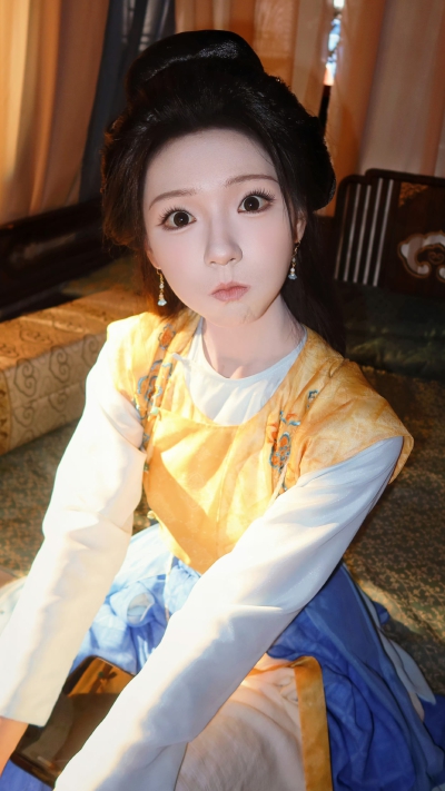 王云云