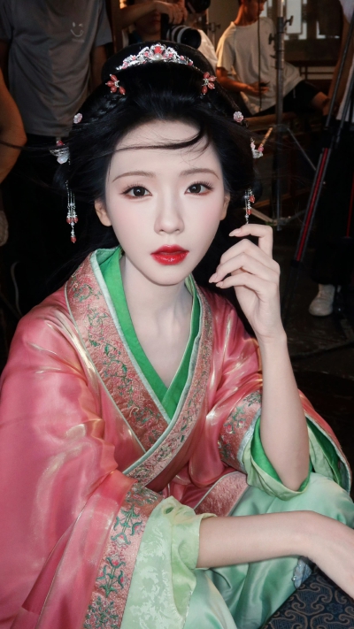 王云云