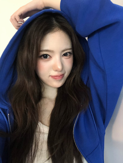 kiiikiii Sui李守彬