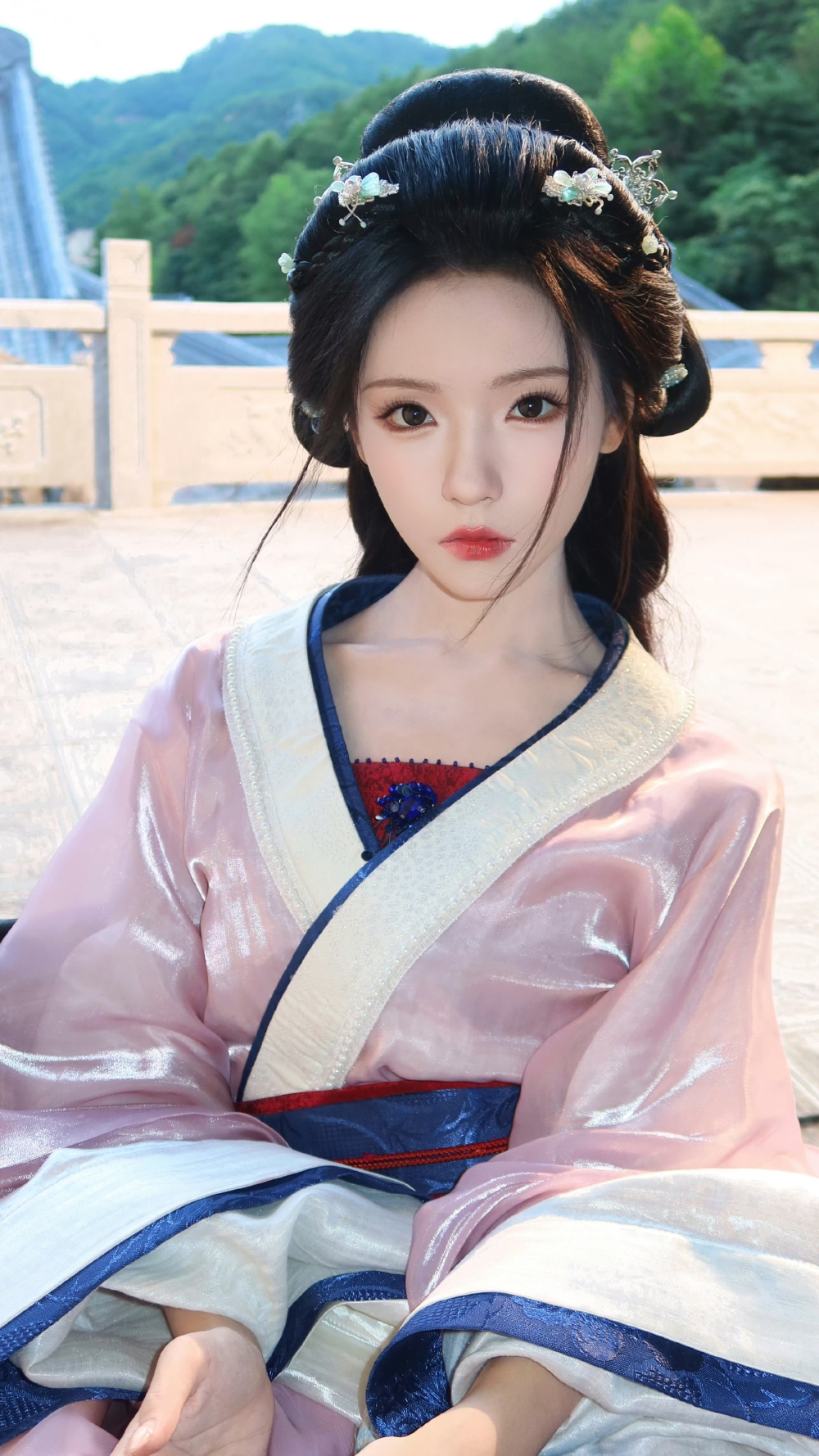 王云云