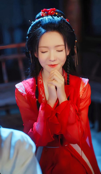 王云云