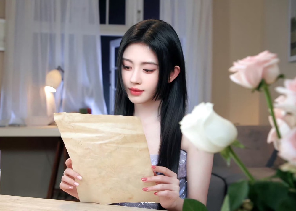鞠婧祎