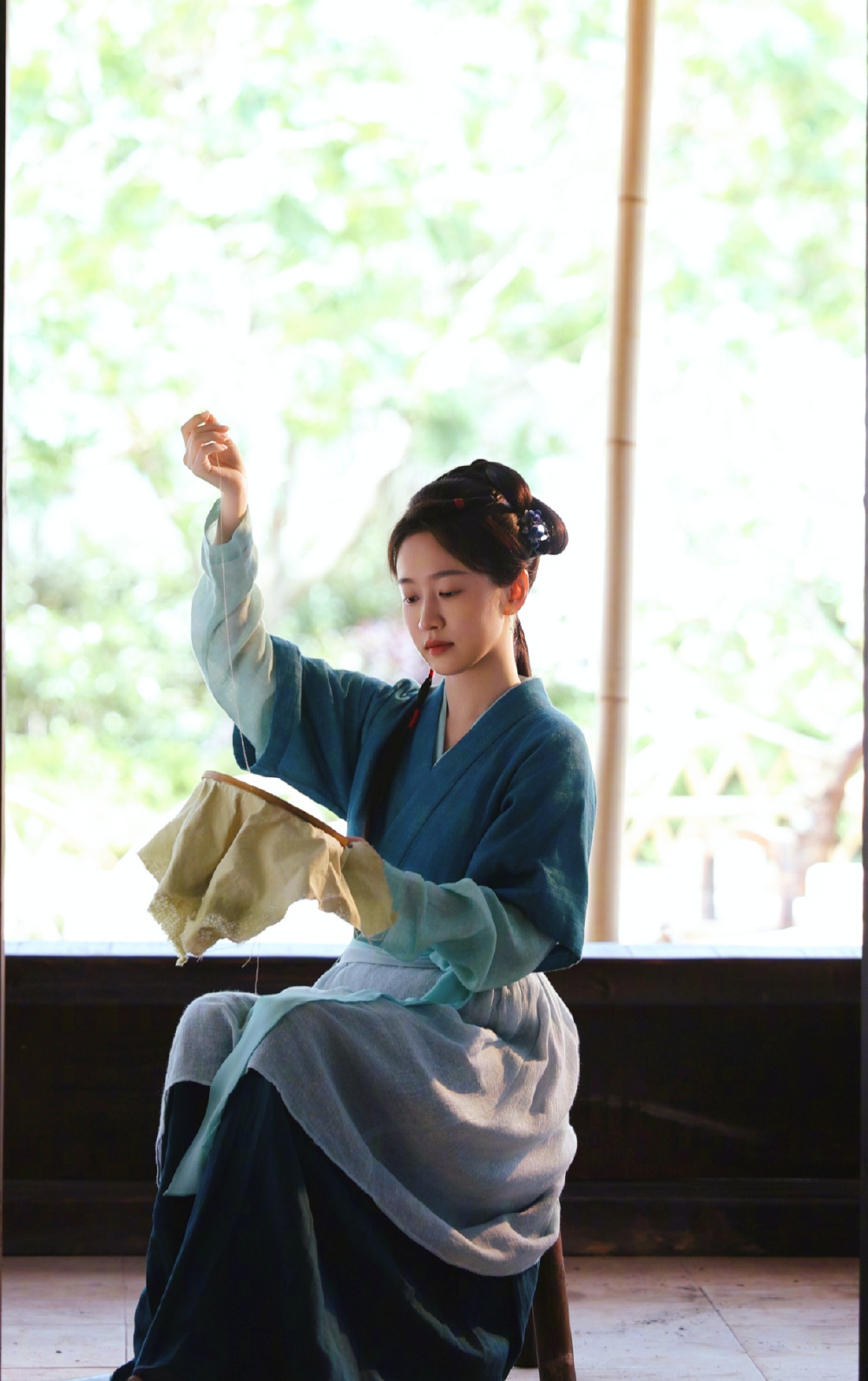 刘美含