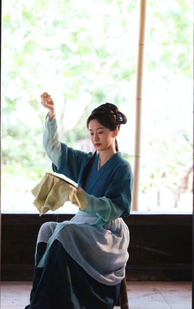 刘美含