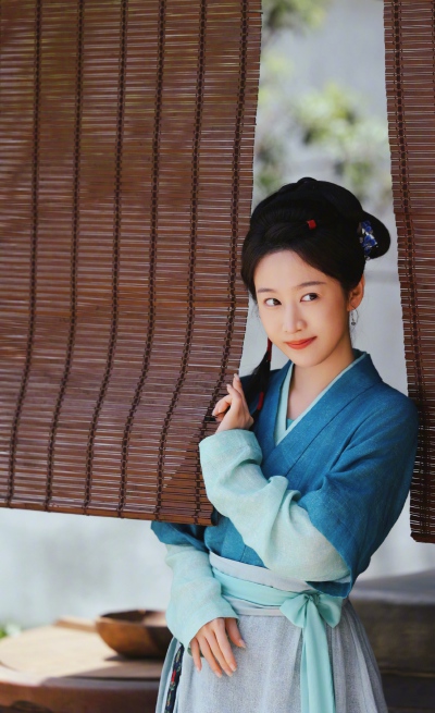 刘美含