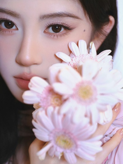 鞠婧祎