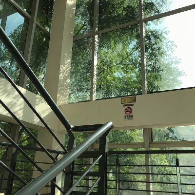 图源ks：偷喝汽水