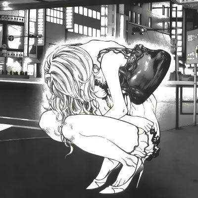 女