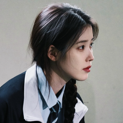 IU