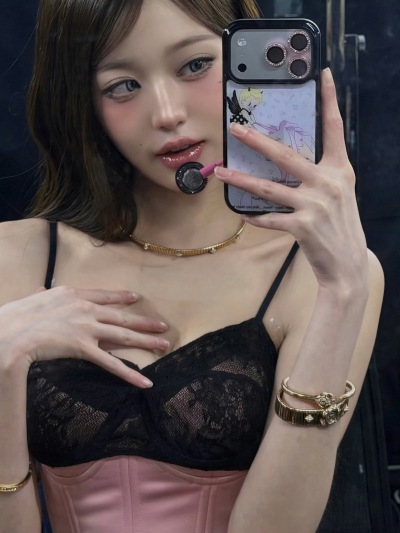张元英