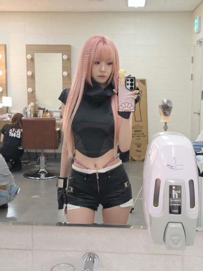 宮脇咲良INS更新