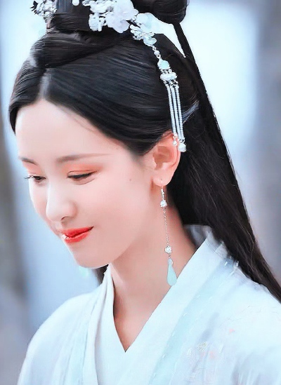 陈都灵
