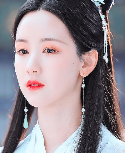 陈都灵