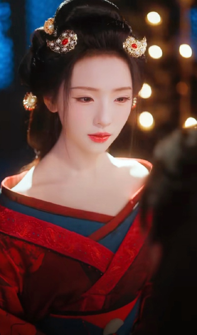 王云云