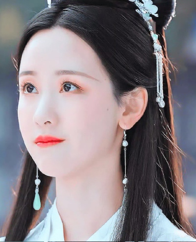 陈都灵