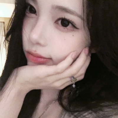我会拿韩语跟她说我说欧尼重新擦喇叭
记得单收，单收=单图收藏