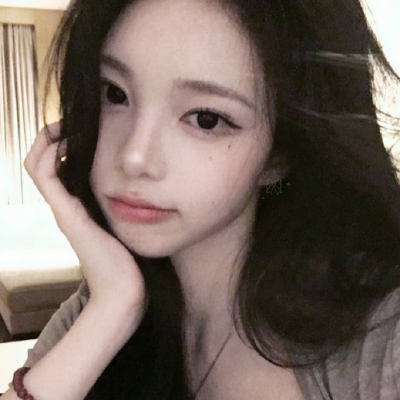 我会拿韩语跟她说我说欧尼重新擦喇叭
记得单收，单收=单图收藏