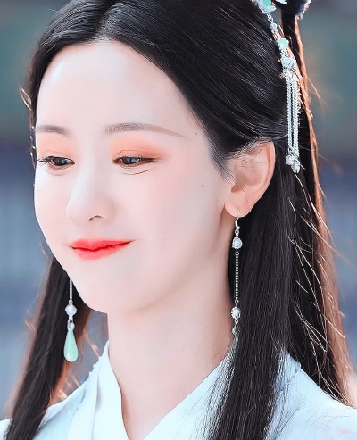 陈都灵