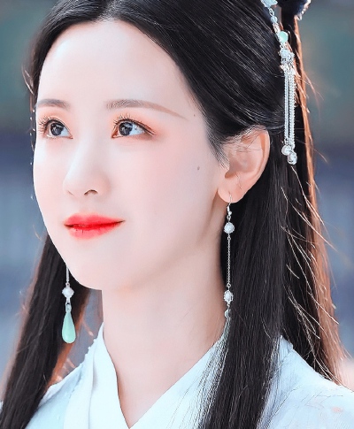 陈都灵