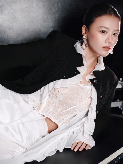 马思纯