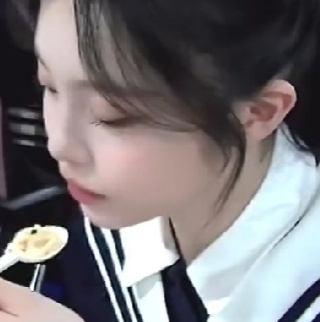 也许我不该在你的世界