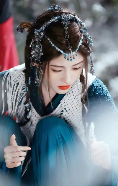 鞠婧祎