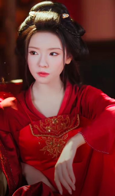 王云云