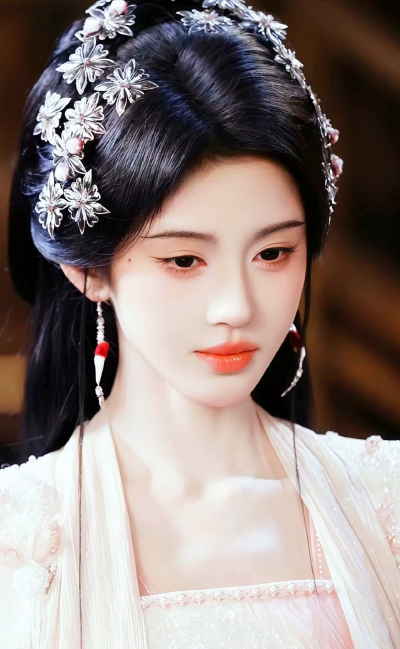 鞠婧祎
