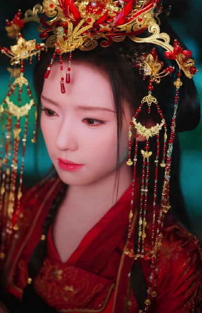 王云云