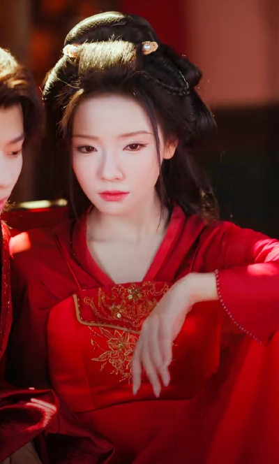 王云云