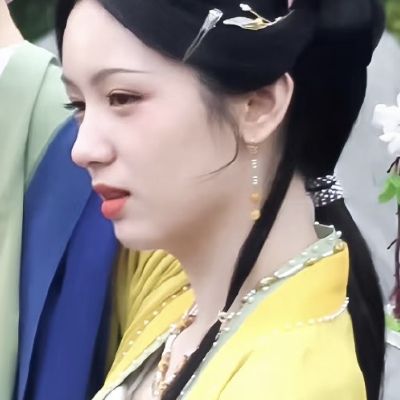 锦瑟无端五十弦
