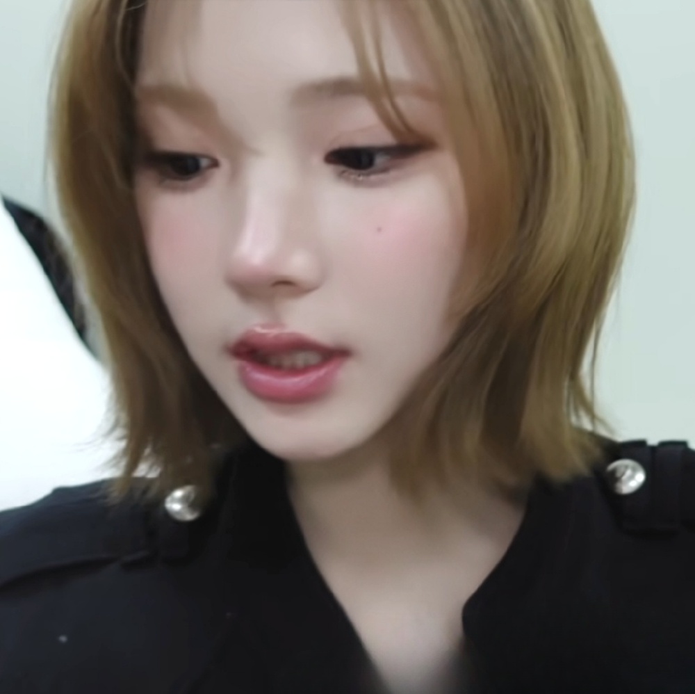 刷到物料就修了几张，最后两张把字幕去掉了