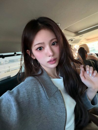 kiiikiii Sui李守彬