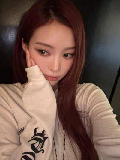 罗潾 narin