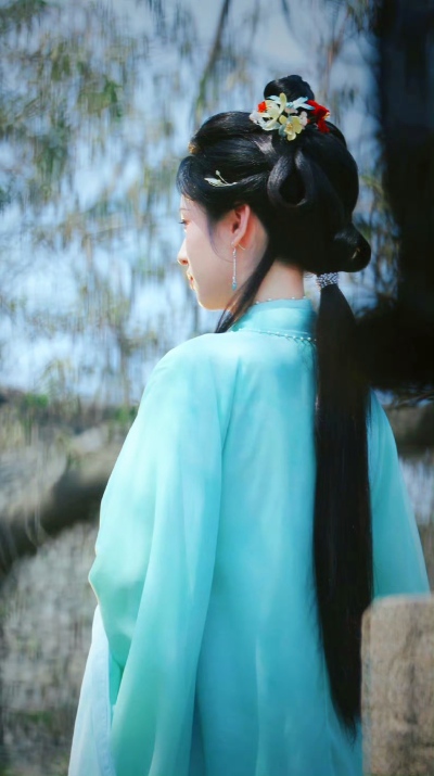 周也