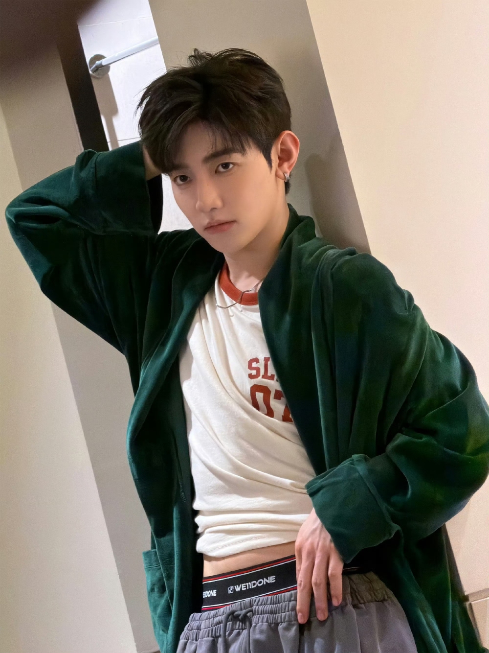 章昊